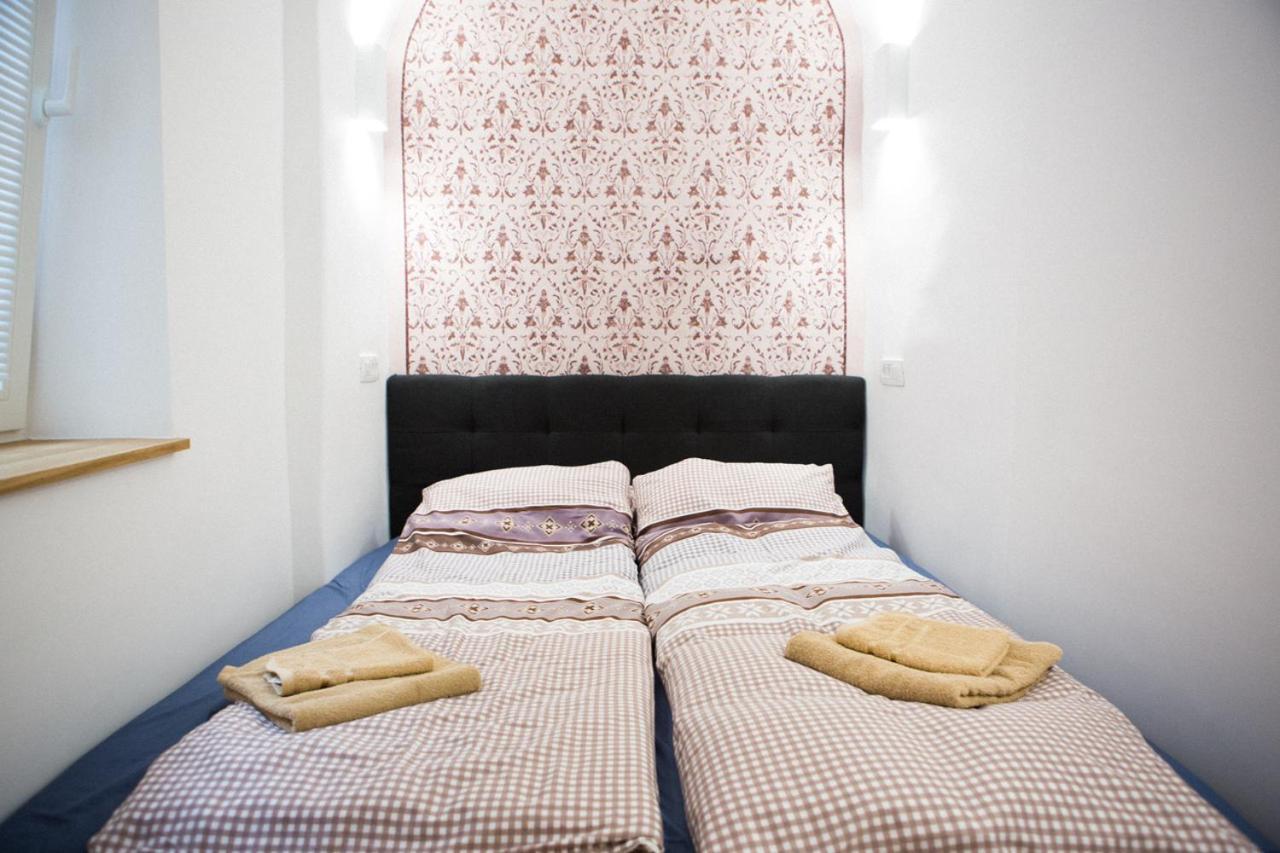 Codelli Deluxe City Centre Apartments Lubiana Esterno foto