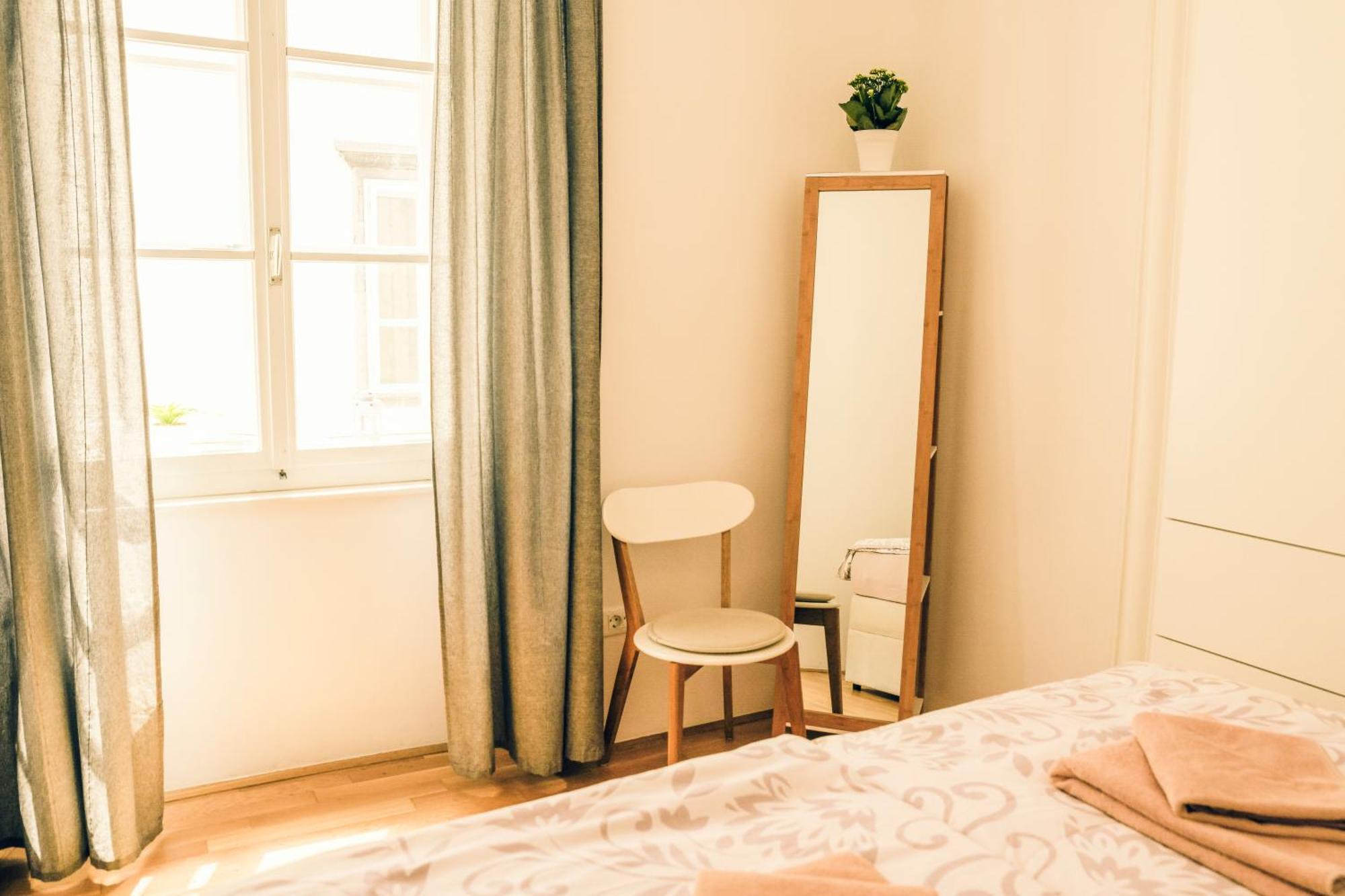 Codelli Deluxe City Centre Apartments Lubiana Esterno foto